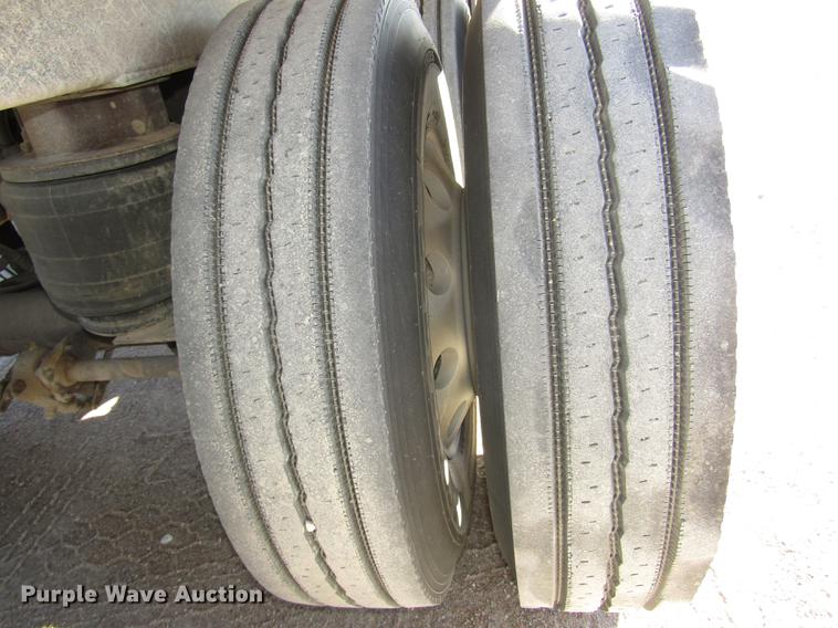 image for item DD2974 2004 Cornhusker 800R end dump pup trailer