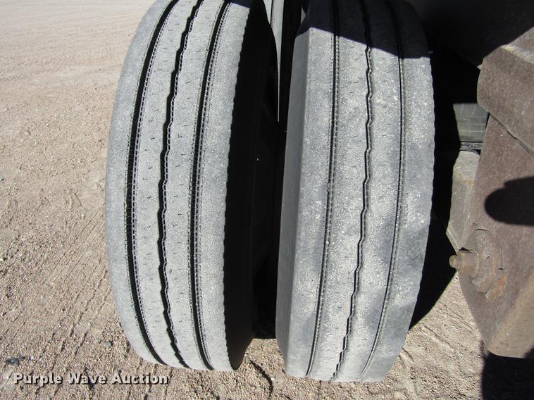 image for item DD2974 2004 Cornhusker 800R end dump pup trailer