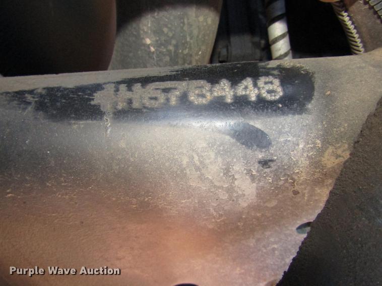 image for item DD2975 2004 International DuraStar 4400 refuse truck