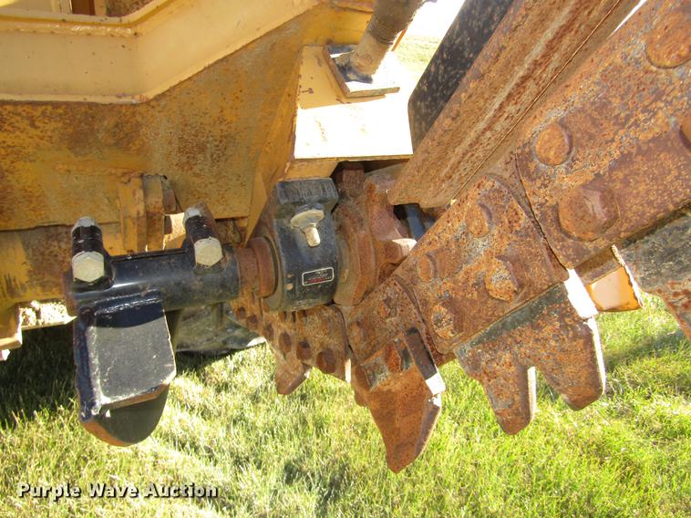 image for item DD2977 1998 Vermeer V5800 trencher