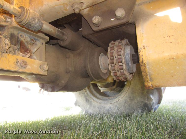 image for item DD2977 1998 Vermeer V5800 trencher