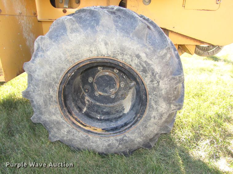 image for item DD2977 1998 Vermeer V5800 trencher