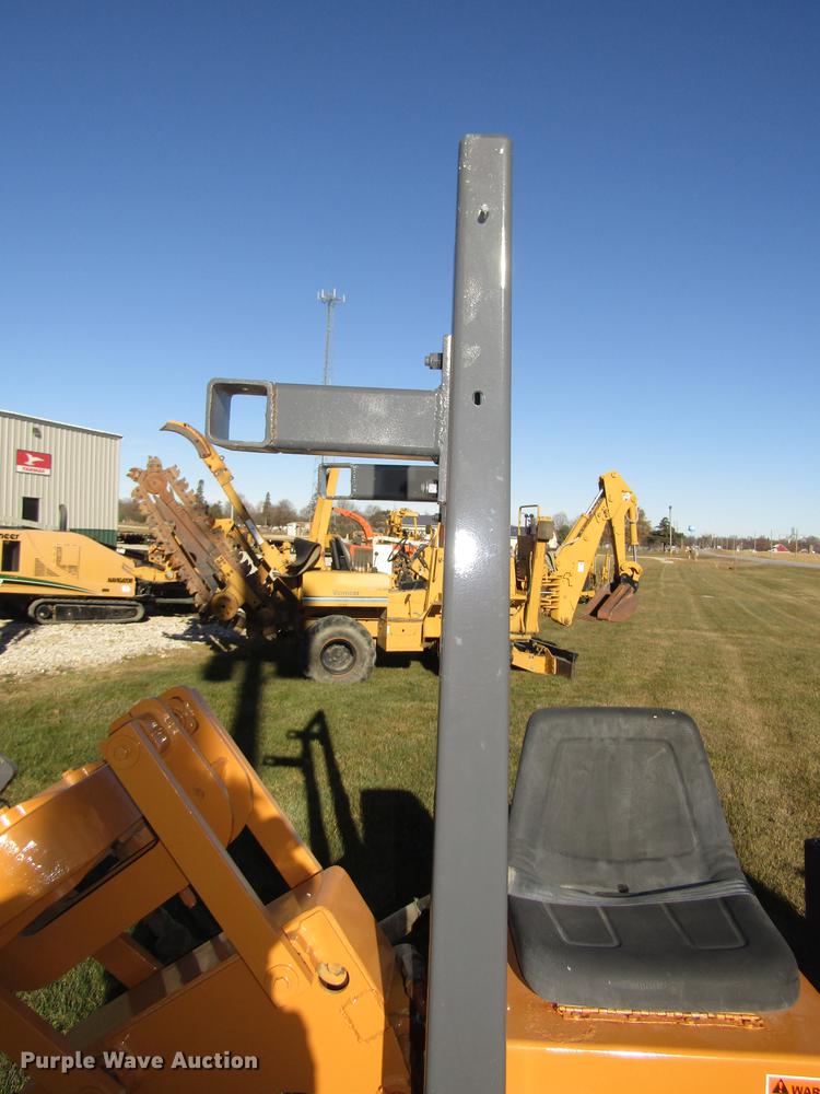 image for item DD2978 2004 Case Maxi Sneaker Series C cable plow