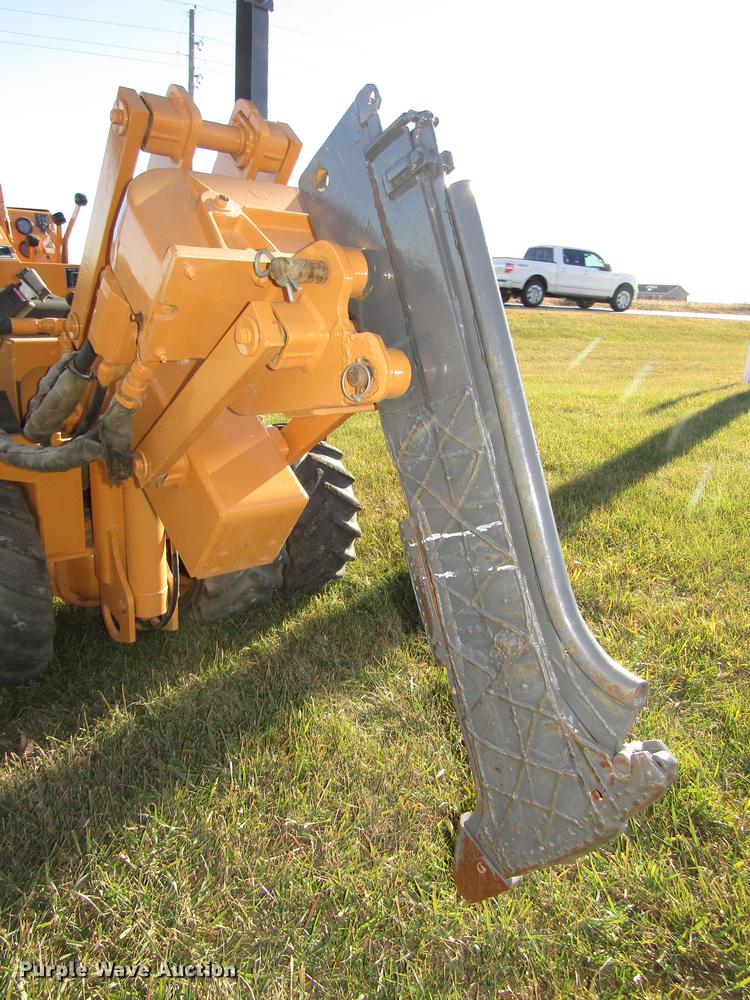 image for item DD2978 2004 Case Maxi Sneaker Series C cable plow