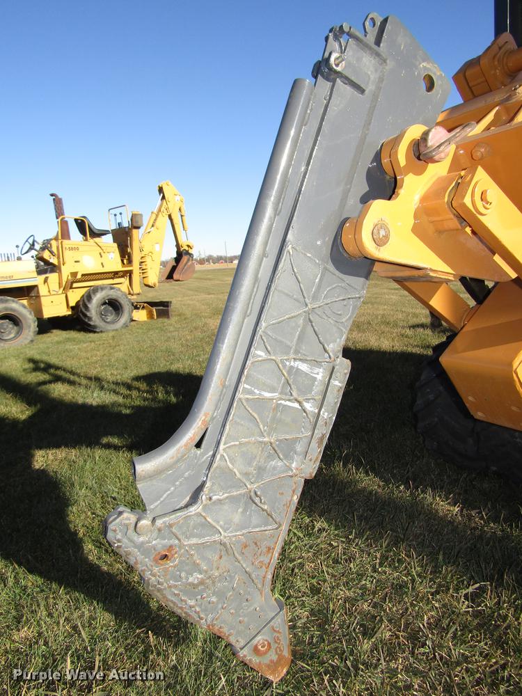 image for item DD2978 2004 Case Maxi Sneaker Series C cable plow