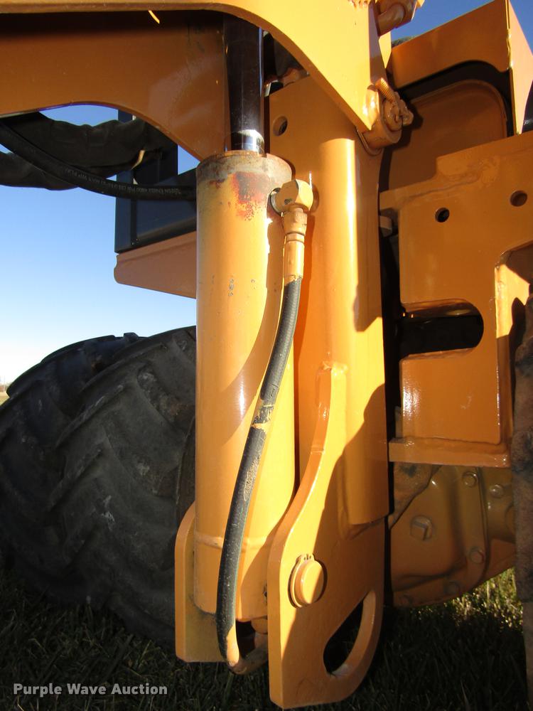 image for item DD2978 2004 Case Maxi Sneaker Series C cable plow