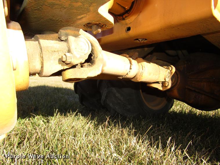 image for item DD2978 2004 Case Maxi Sneaker Series C cable plow