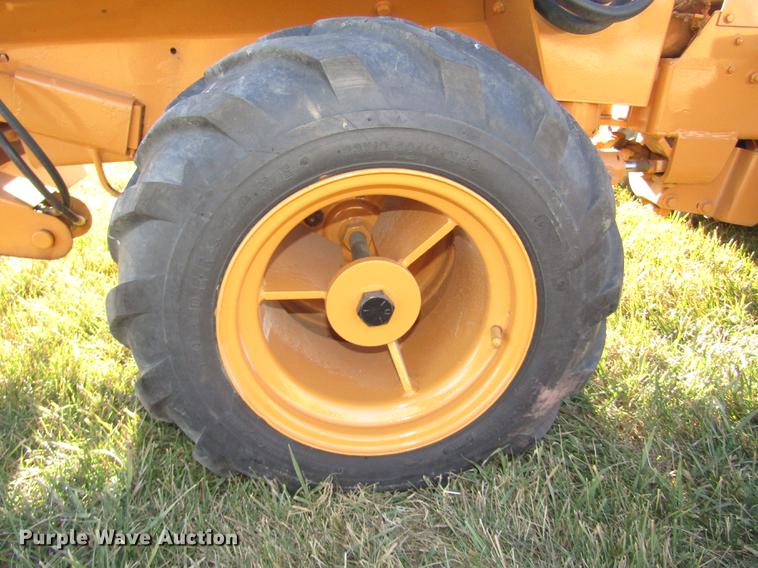 image for item DD2978 2004 Case Maxi Sneaker Series C cable plow