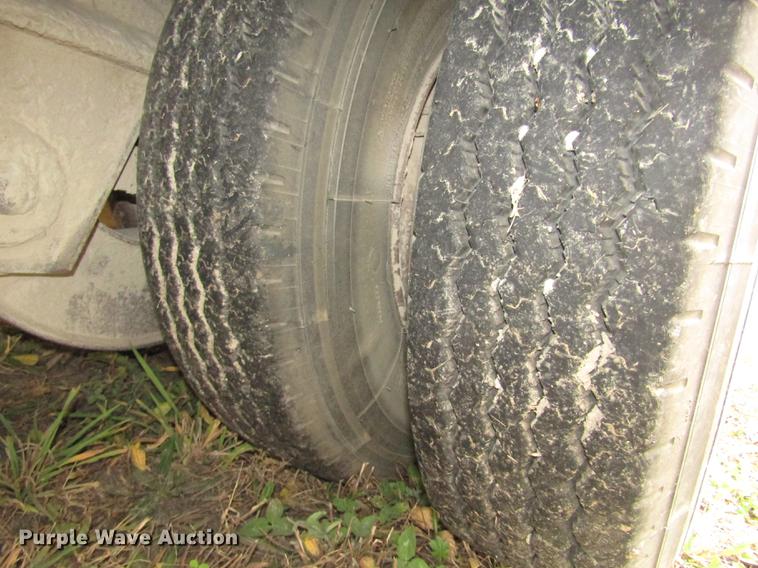 image for item DD2982 1993 Trail-Eze DHT10046H3 drop deck equipment trailer