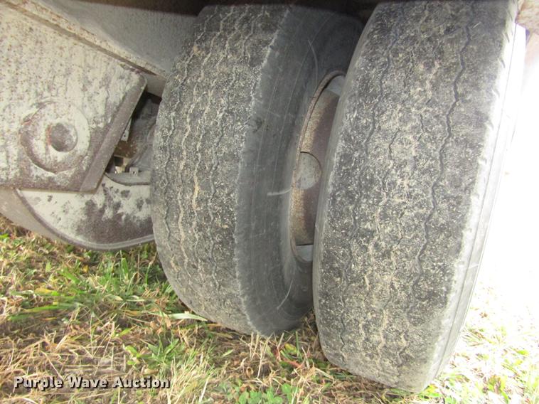 image for item DD2982 1993 Trail-Eze DHT10046H3 drop deck equipment trailer