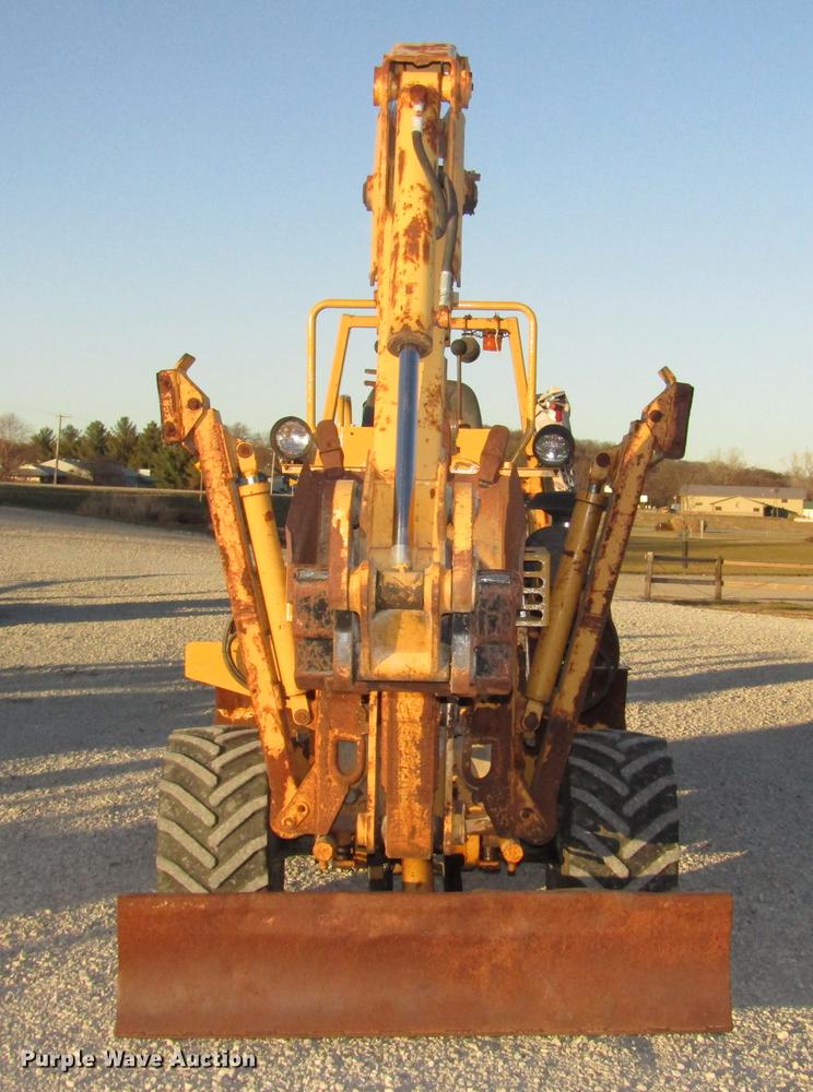image for item DD2984 1999 Vermeer V5800 trencher