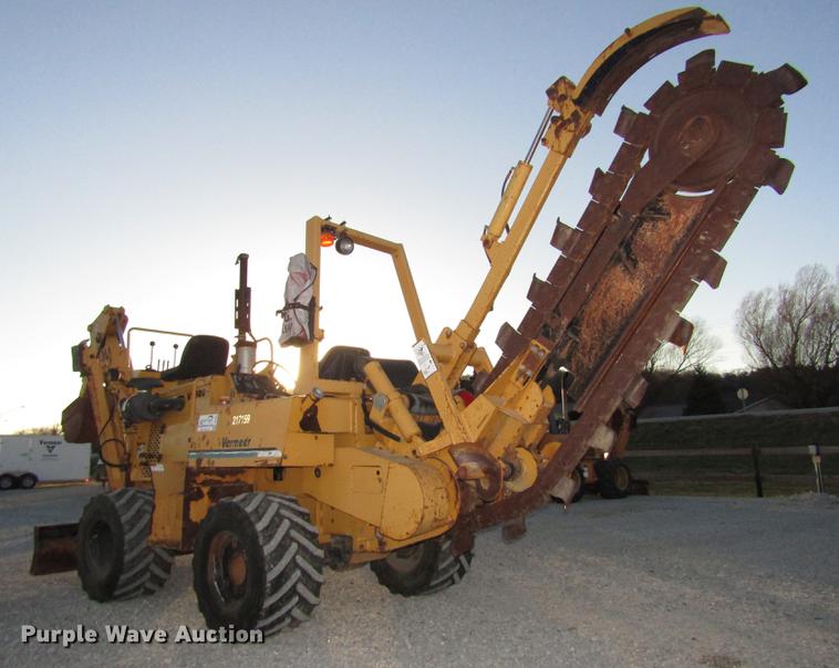 image for item DD2984 1999 Vermeer V5800 trencher