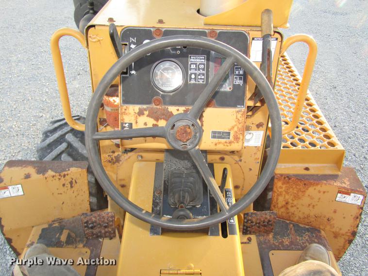 image for item DD2984 1999 Vermeer V5800 trencher