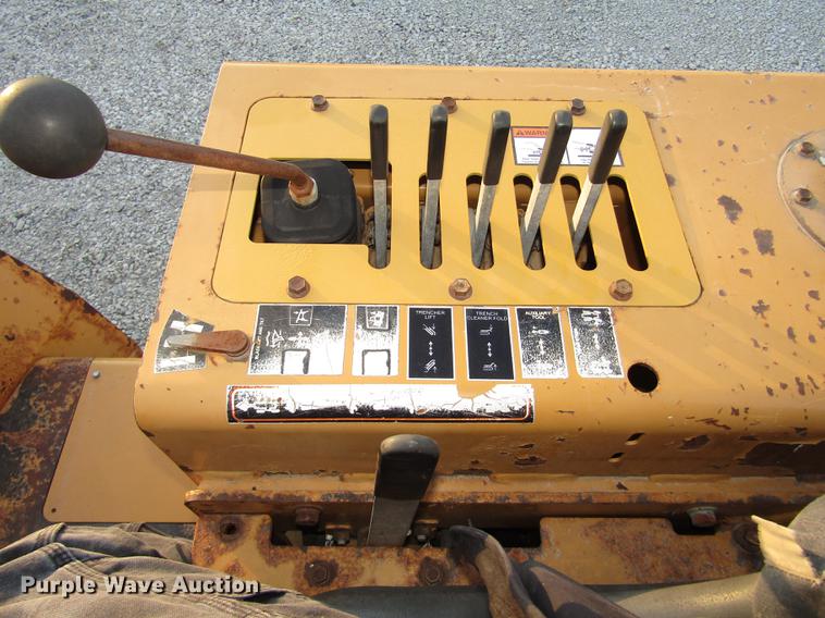 image for item DD2984 1999 Vermeer V5800 trencher