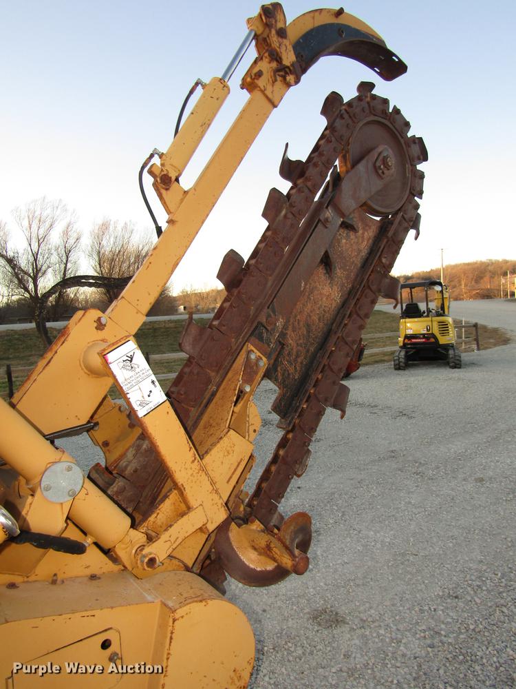 image for item DD2984 1999 Vermeer V5800 trencher