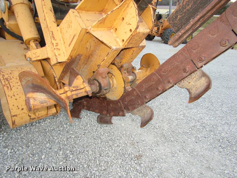 image for item DD2984 1999 Vermeer V5800 trencher