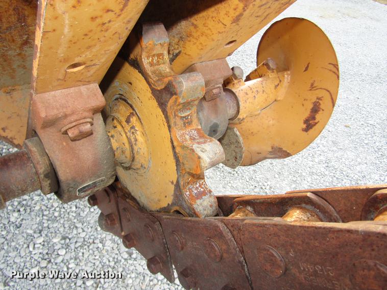 image for item DD2984 1999 Vermeer V5800 trencher