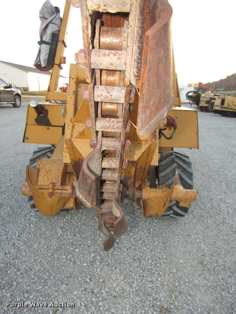 image for item DD2984 1999 Vermeer V5800 trencher
