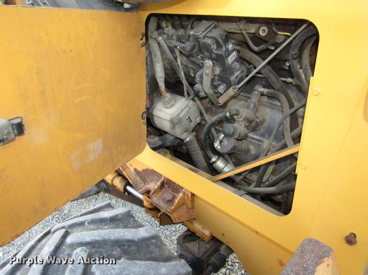 image for item DD2984 1999 Vermeer V5800 trencher