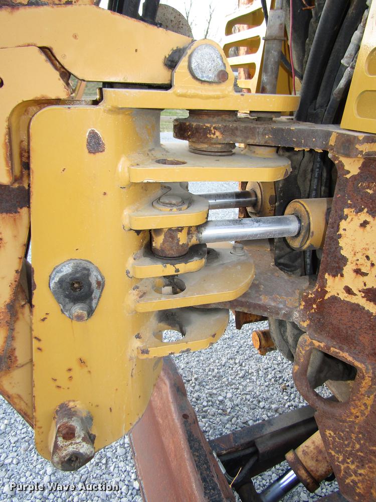 image for item DD2984 1999 Vermeer V5800 trencher