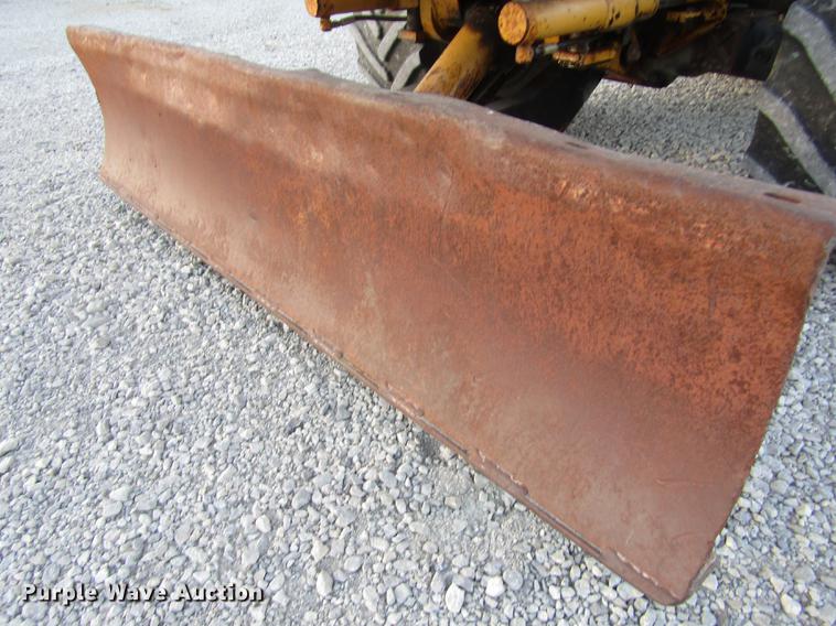 image for item DD2984 1999 Vermeer V5800 trencher