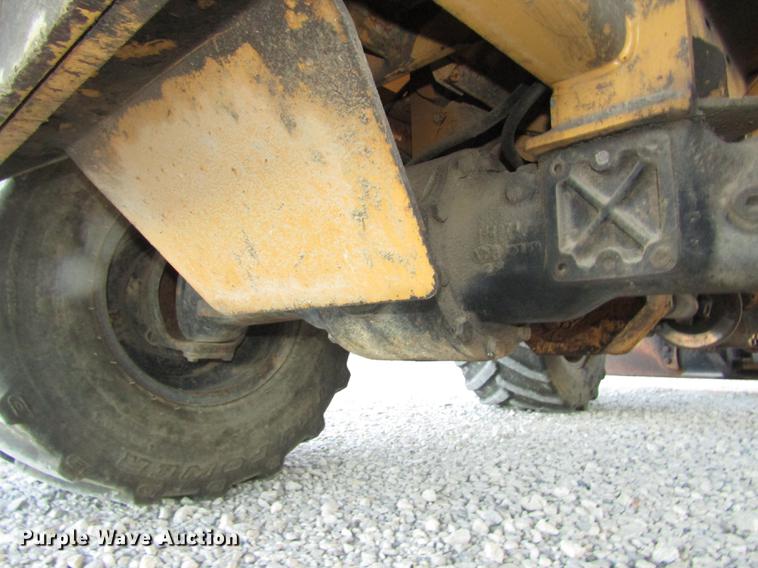 image for item DD2984 1999 Vermeer V5800 trencher