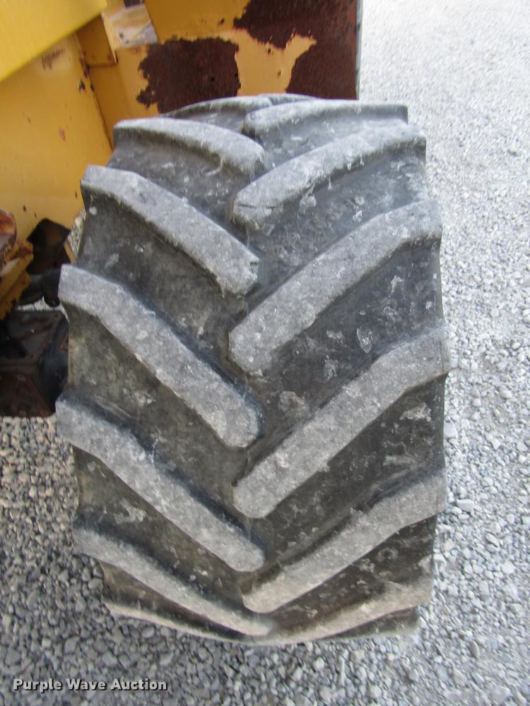 image for item DD2984 1999 Vermeer V5800 trencher