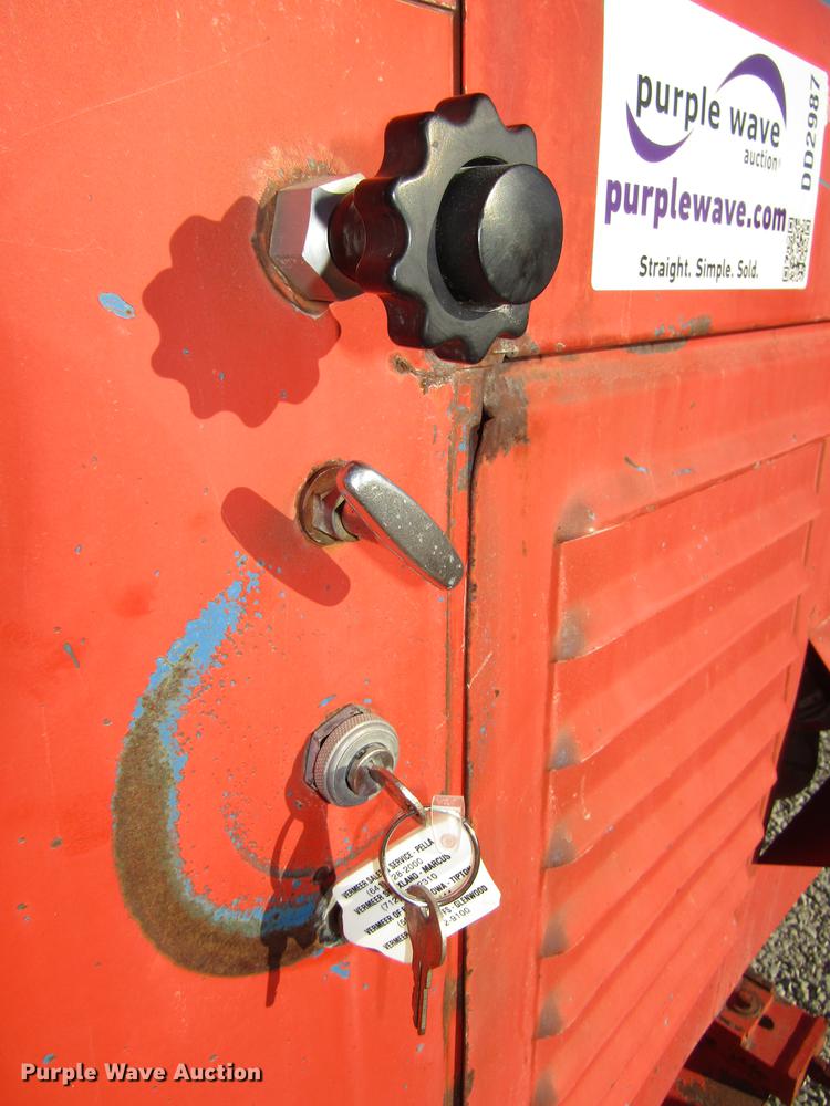 image for item DD2987 1988 Eager Beaver wood chipper