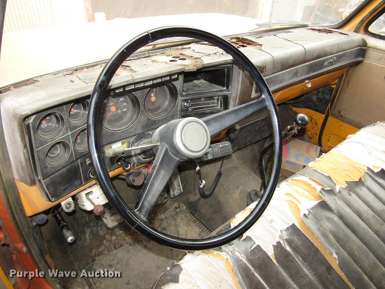 image for item DD2992 1987 Chevrolet Kodiak flatbed dump truck