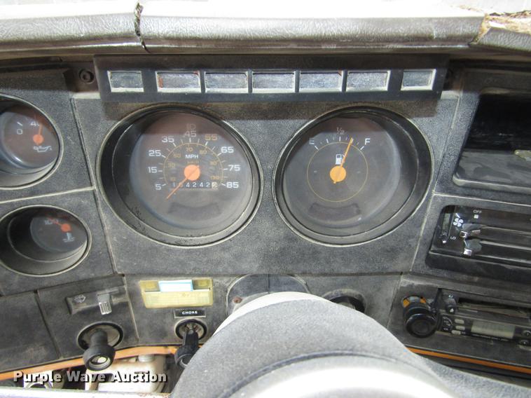 image for item DD2992 1987 Chevrolet Kodiak flatbed dump truck