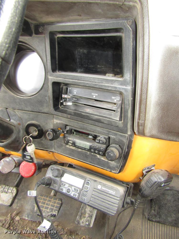 image for item DD2992 1987 Chevrolet Kodiak flatbed dump truck