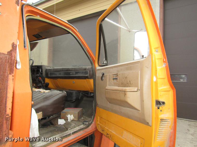 image for item DD2992 1987 Chevrolet Kodiak flatbed dump truck