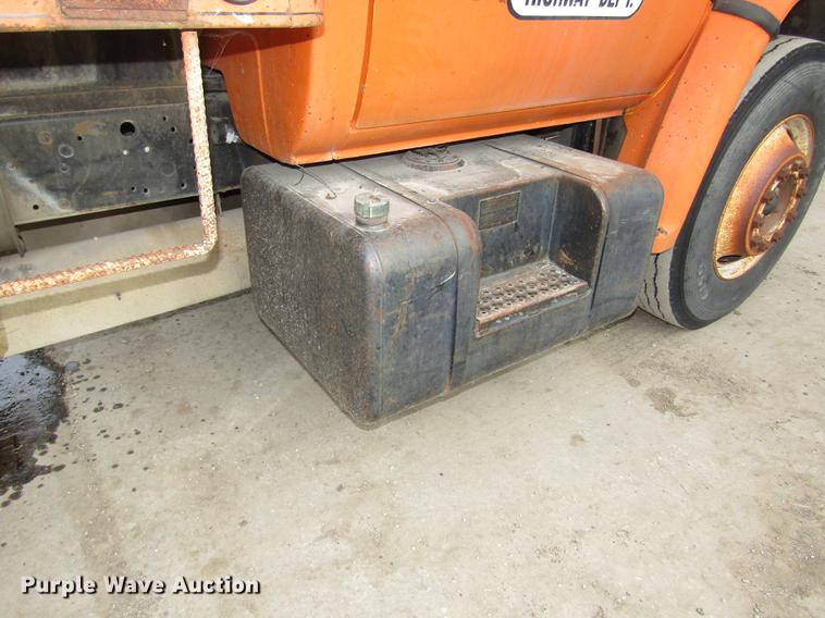 image for item DD2992 1987 Chevrolet Kodiak flatbed dump truck