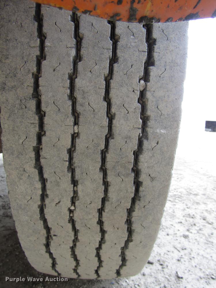 image for item DD2992 1987 Chevrolet Kodiak flatbed dump truck