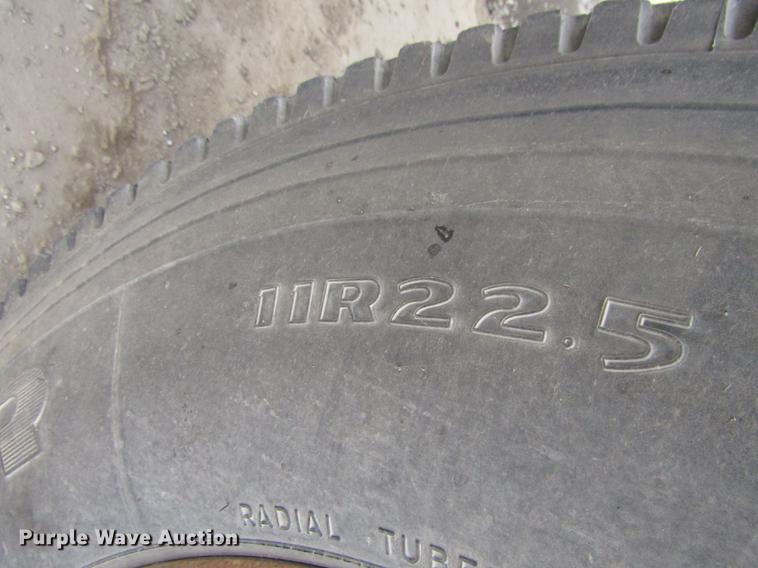 image for item DD2992 1987 Chevrolet Kodiak flatbed dump truck