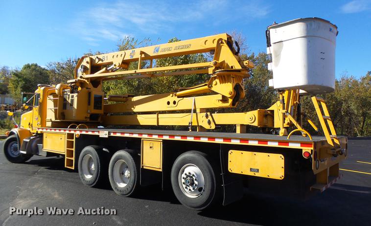 image for item DF9448 1998 Peterbilt 378 bridge inspection truck