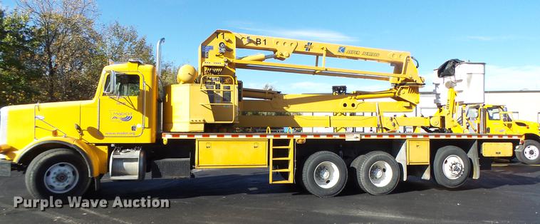 image for item DF9448 1998 Peterbilt 378 bridge inspection truck