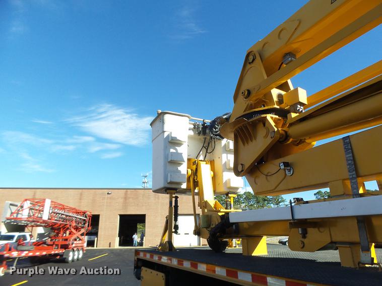 image for item DF9448 1998 Peterbilt 378 bridge inspection truck