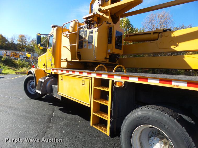 image for item DF9448 1998 Peterbilt 378 bridge inspection truck