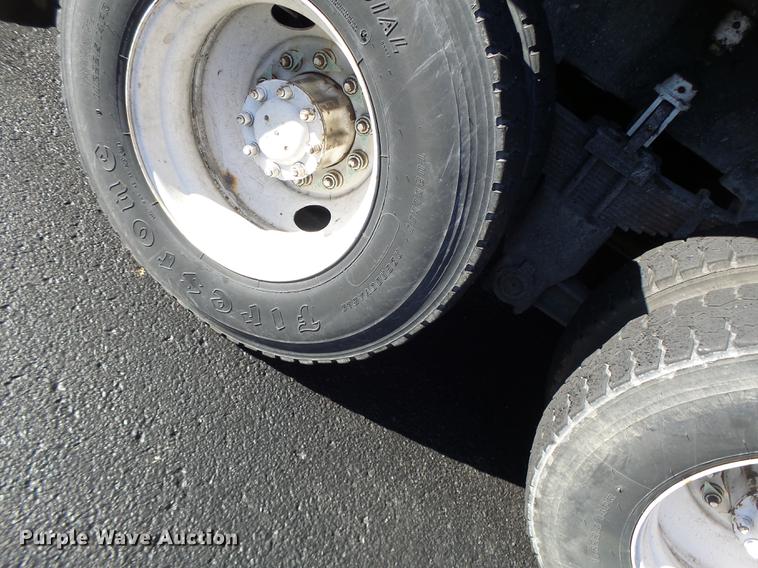 image for item DF9448 1998 Peterbilt 378 bridge inspection truck