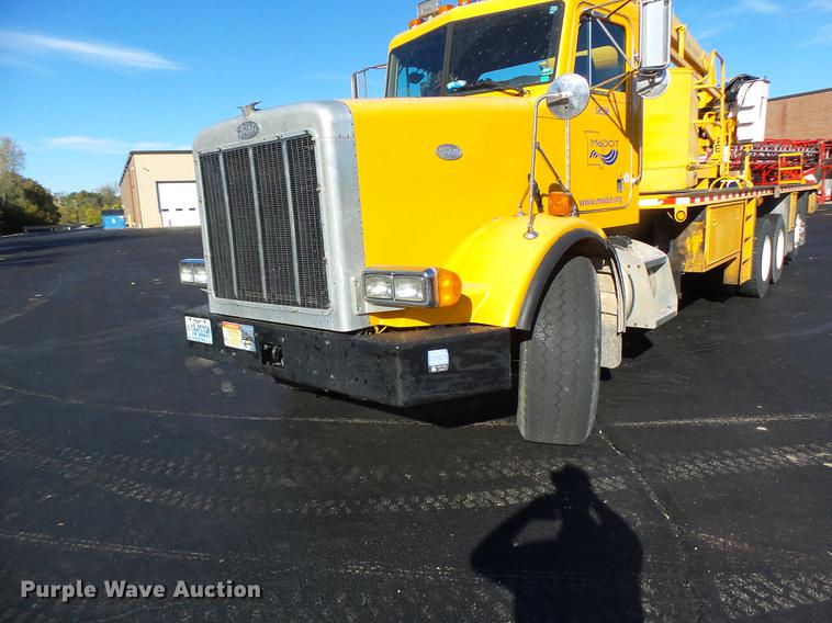 image for item DF9448 1998 Peterbilt 378 bridge inspection truck
