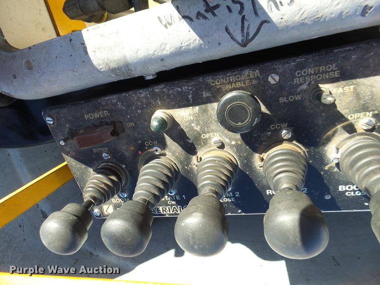 image for item DF9448 1998 Peterbilt 378 bridge inspection truck