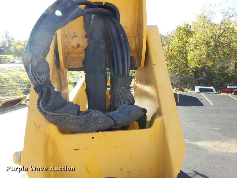 image for item DF9448 1998 Peterbilt 378 bridge inspection truck