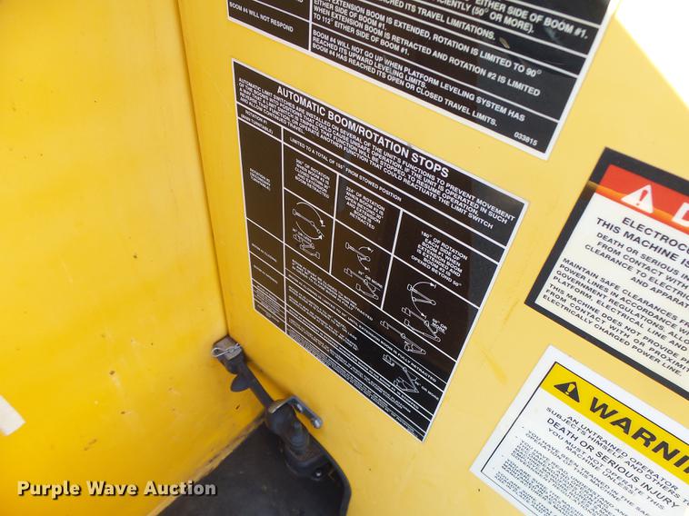 image for item DF9448 1998 Peterbilt 378 bridge inspection truck