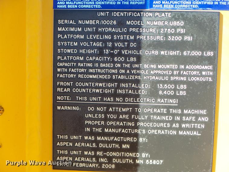 image for item DF9448 1998 Peterbilt 378 bridge inspection truck