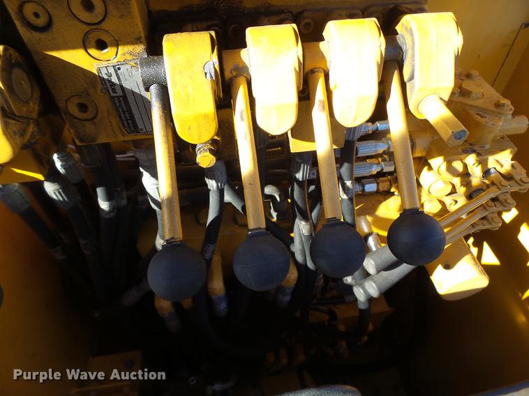 image for item DF9448 1998 Peterbilt 378 bridge inspection truck