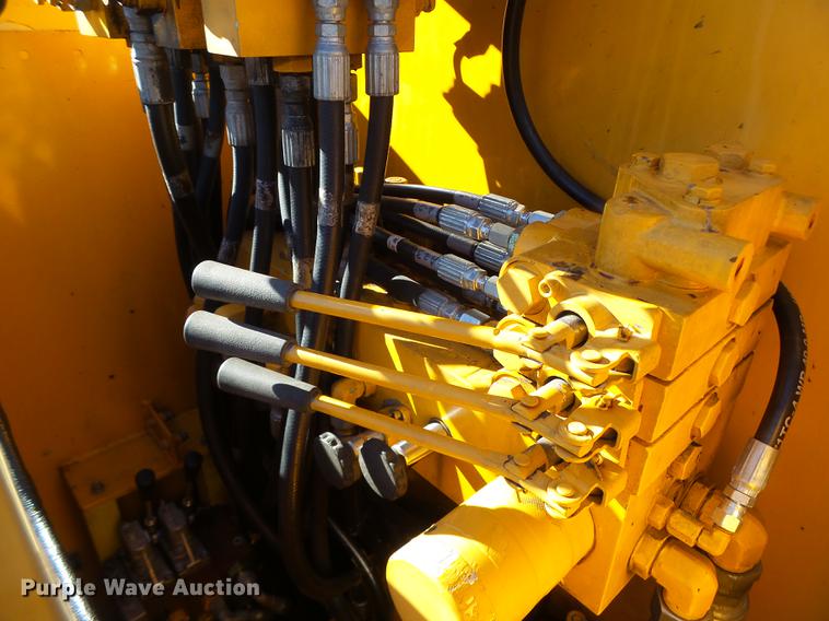 image for item DF9448 1998 Peterbilt 378 bridge inspection truck