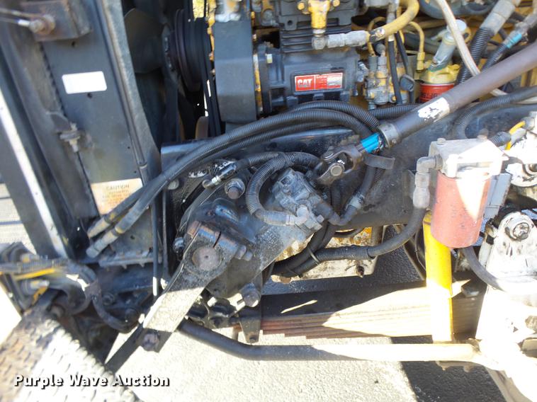 image for item DF9448 1998 Peterbilt 378 bridge inspection truck