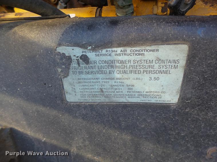 image for item DF9448 1998 Peterbilt 378 bridge inspection truck