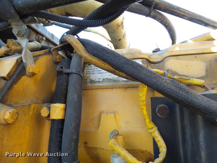 image for item DF9448 1998 Peterbilt 378 bridge inspection truck